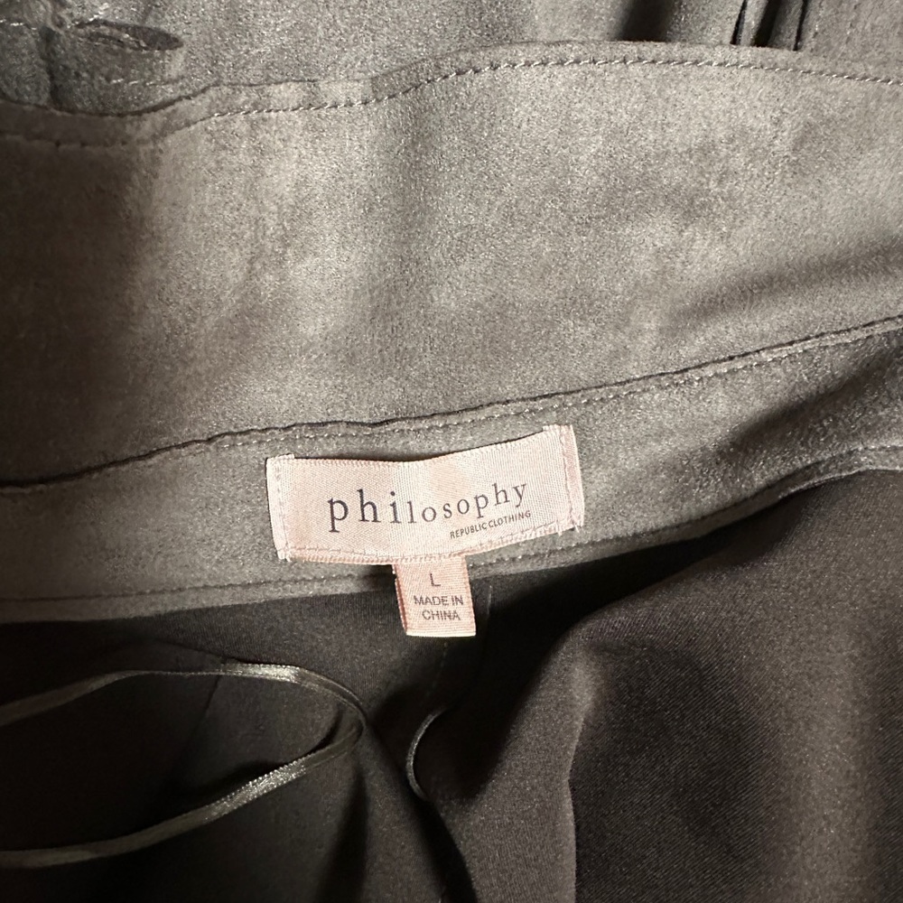 Philosophy women's leather coat! - Picture 8 of 9